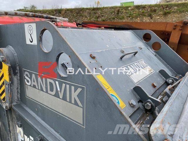 Sandvik QI341HS Impact Crusher (Fire Damaged For Breaking) Mobilne drobilice