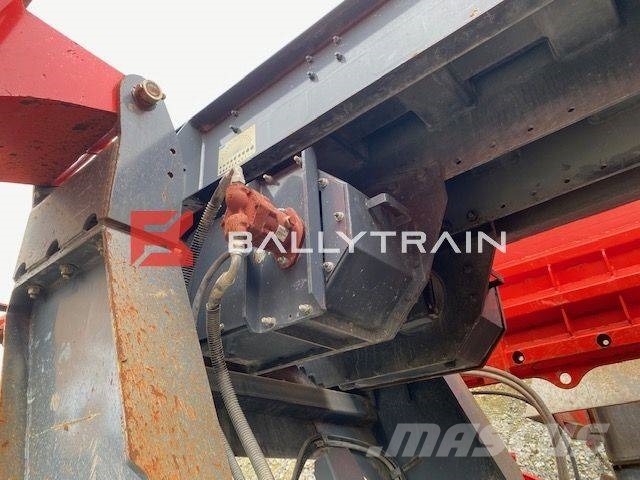Sandvik QI341HS Impact Crusher (Fire Damaged For Breaking) Mobilne drobilice