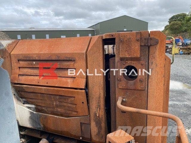 Sandvik QI341HS Impact Crusher (Fire Damaged For Breaking) Mobilne drobilice