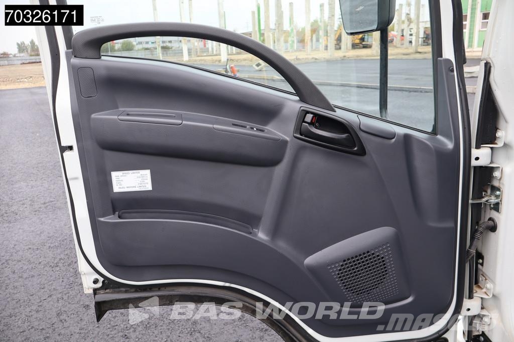 Isuzu P 75 4X2 NEW! Gradinariu Watertank شاحنات ذات صهاريج
