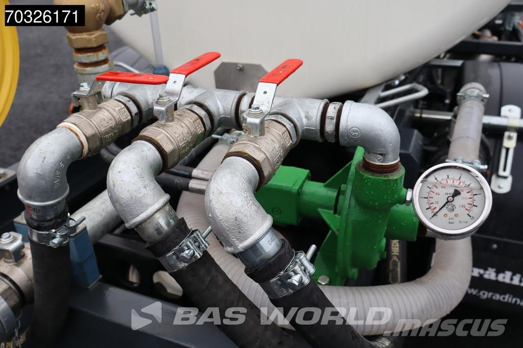 Isuzu P 75 4X2 NEW! Gradinariu Watertank شاحنات ذات صهاريج