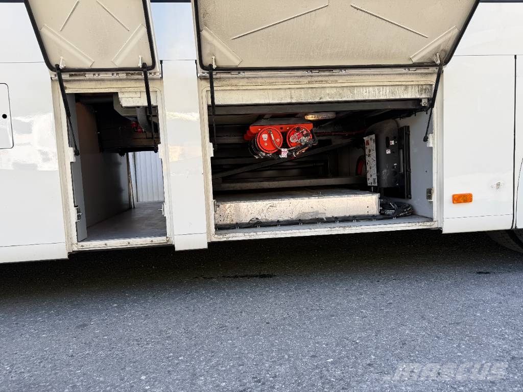 Volvo 8900. 10,84m length. Autobuses interurbano