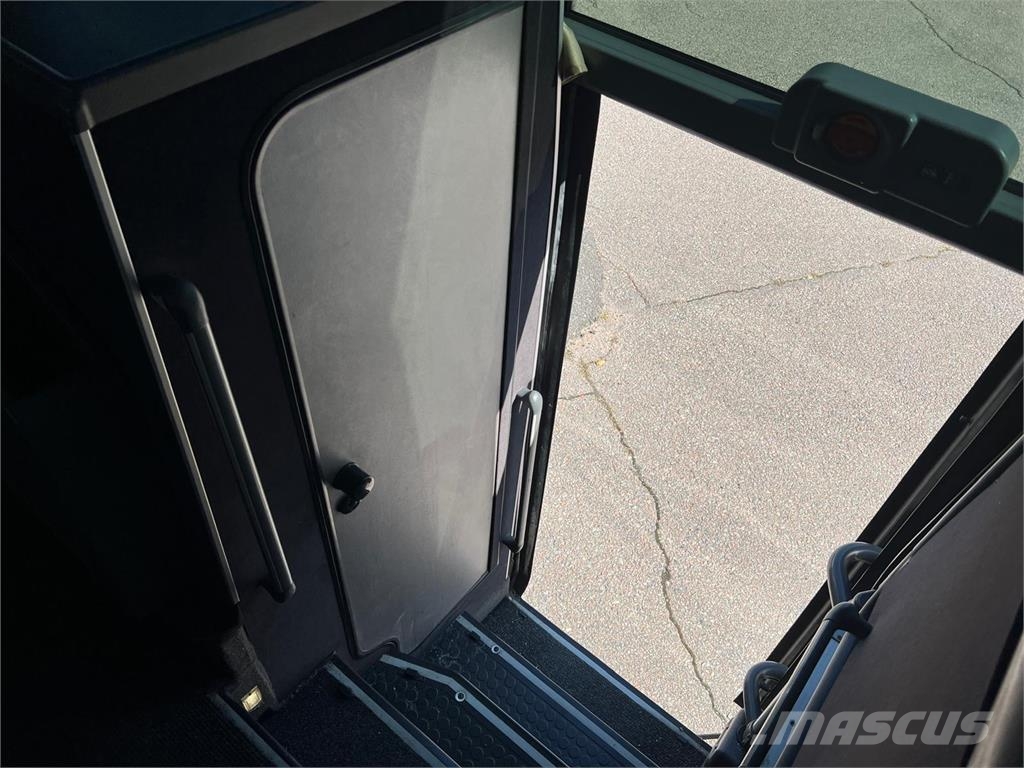 Mercedes-Benz Travego RHD-L Touringcar