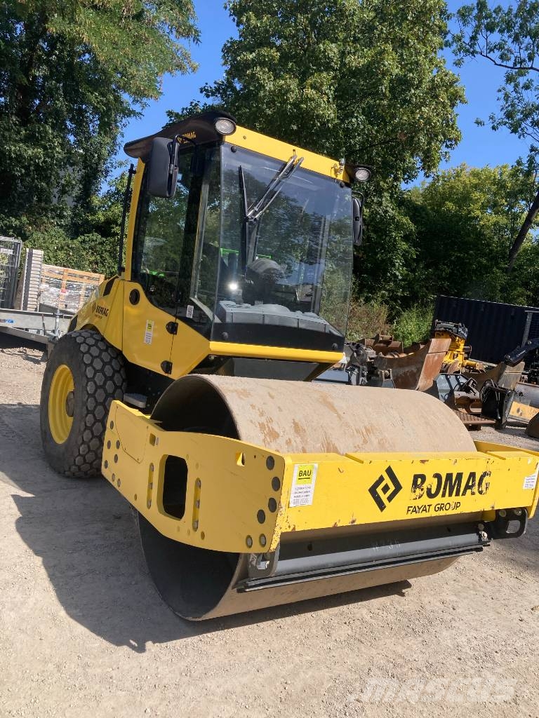 Bomag Walzenzug BW 177 D-5 Stufe V Trilrolwalsen