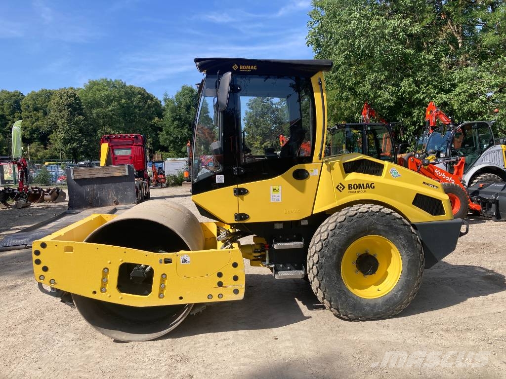 Bomag Walzenzug BW 177 D-5 Stufe V Trilrolwalsen