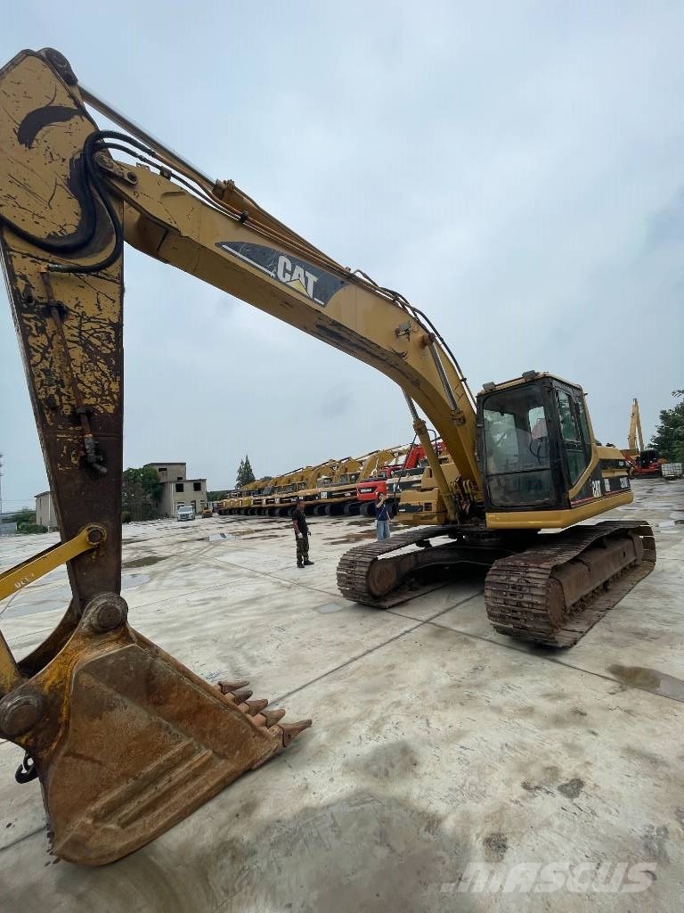 CAT 320 B L Гусеничні екскаватори