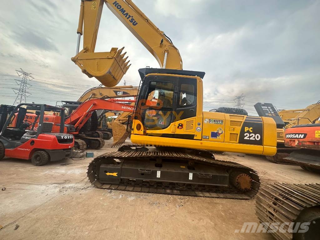Komatsu PC 220 Raupenbagger