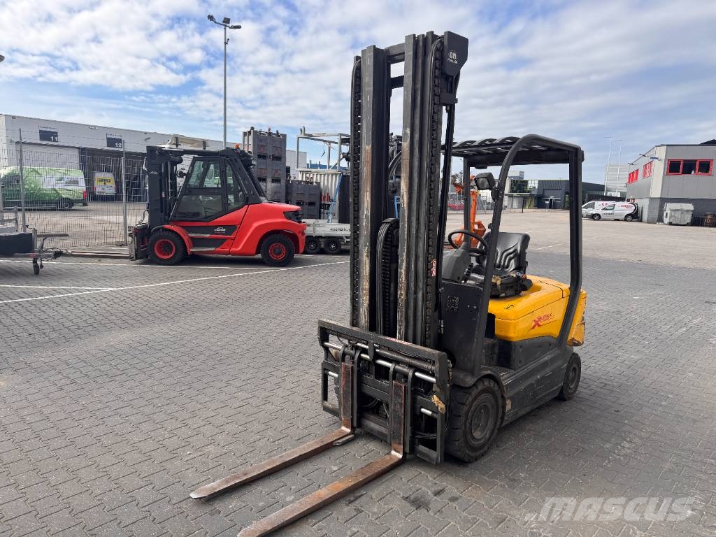 Pimespo XE 25 Electric forklifts