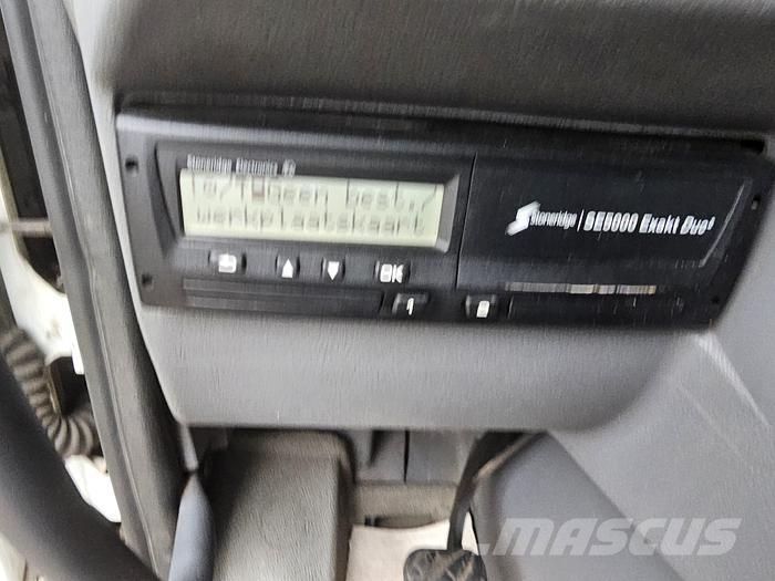 Renault MIDLUM 180 - EURO 3 - 731000 KM Camiones con caja de remolque