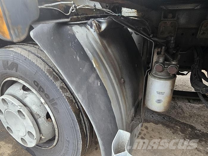 Renault MIDLUM 180 - EURO 3 - 731000 KM Camiones con caja de remolque