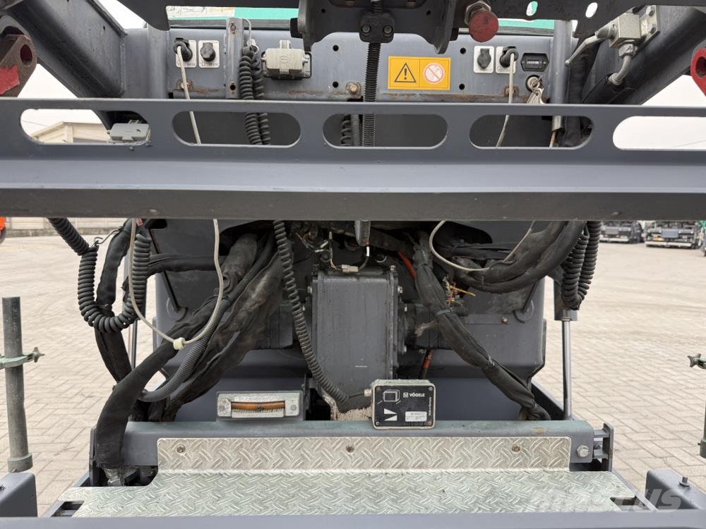 Vögele Super 700-3i Asfaltadoras