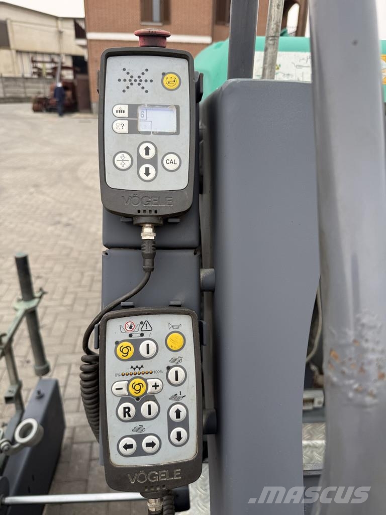 Vögele Super 700-3i Asfaltadoras