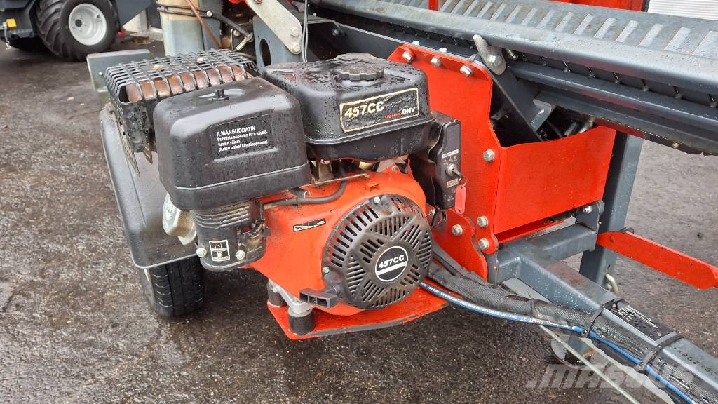 Pilkemaster Evo 36 vähän ajettu tieliikennemalli polttomoottorilla Wood splitters and cutters