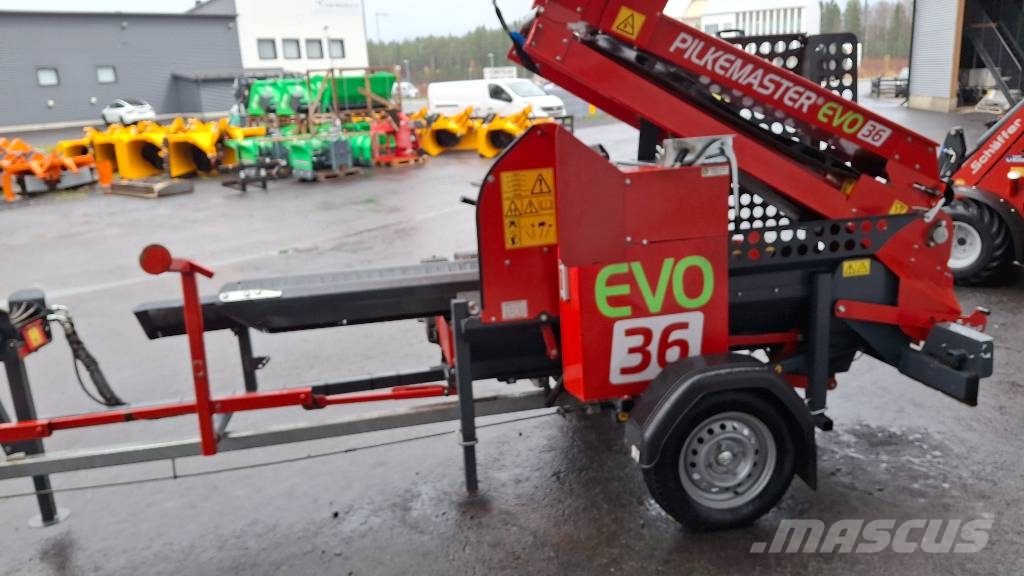 Pilkemaster Evo 36 vähän ajettu tieliikennemalli polttomoottorilla Wood splitters and cutters