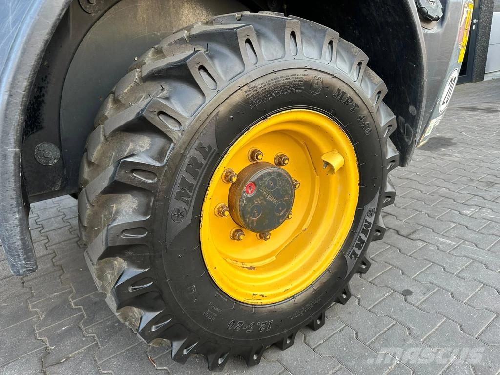 Komatsu WA80M-7 Wielladers