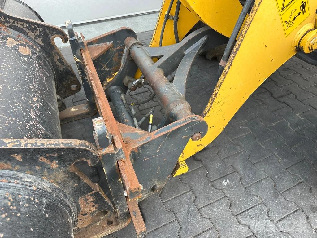 Komatsu WA80M-7 Wielladers