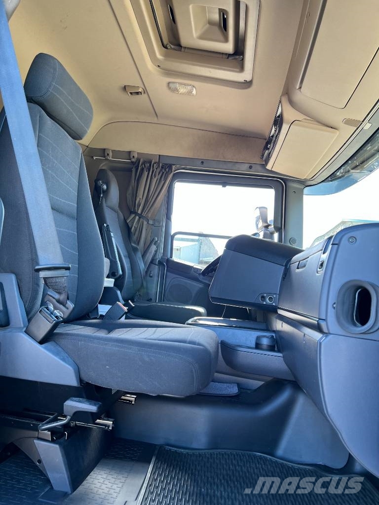 Scania R580LB6X2*4HNB EURO6, full air+retarder Camiones para granja y transporte de granos