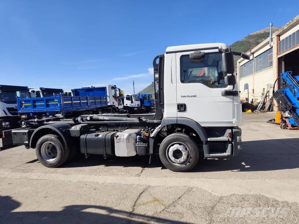 MAN TGM 15.290 Motrici scarrabili