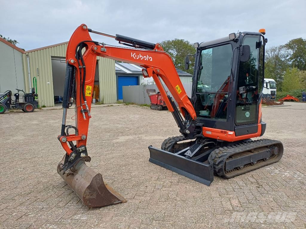Kubota U27-4 HI 소형 굴삭기 7톤 미만