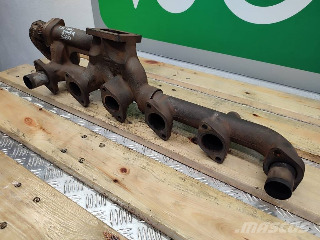 John Deere Exhaust manifold R518852 JOHN DEERE 8345 R Mootorid