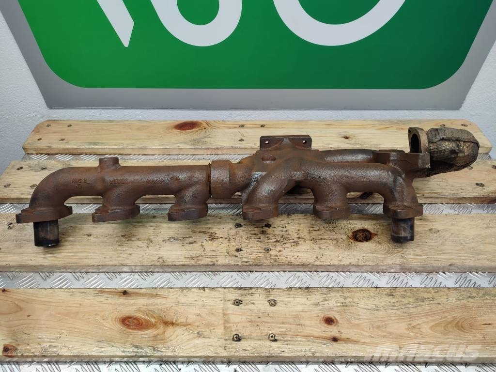 John Deere Exhaust manifold R518852 JOHN DEERE 8345 R Mootorid