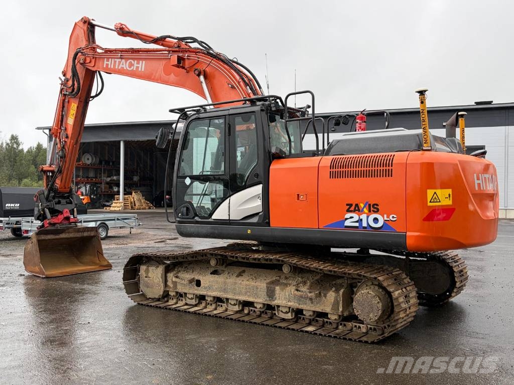 Hitachi ZX 210 LC-6 حفارات زحافة