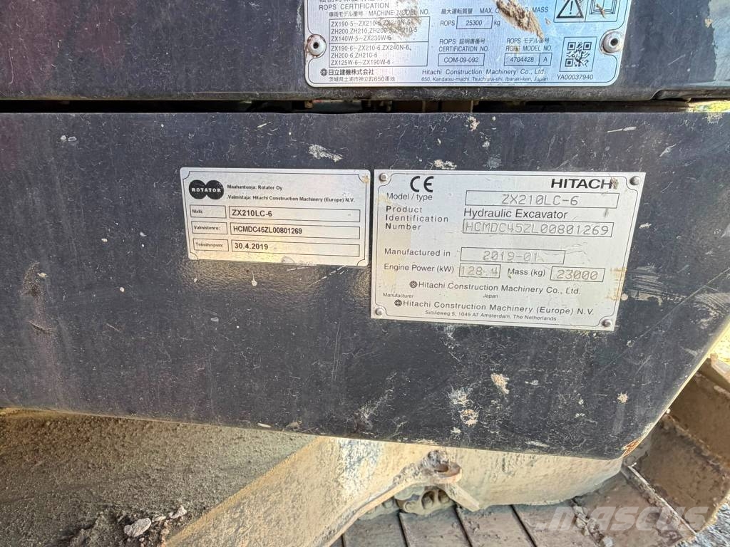 Hitachi ZX 210 LC-6 حفارات زحافة