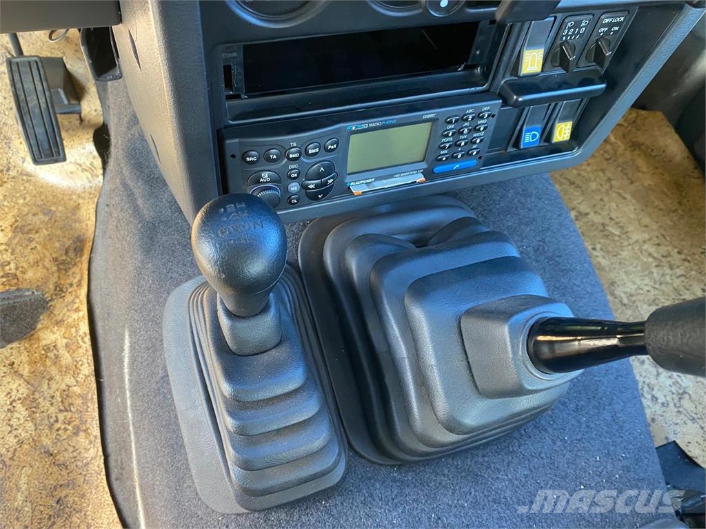 Nissan Iný model VIN 886 Auto