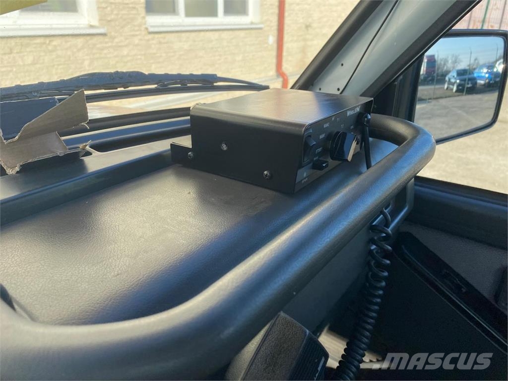 Nissan Iný model VIN 886 Auto