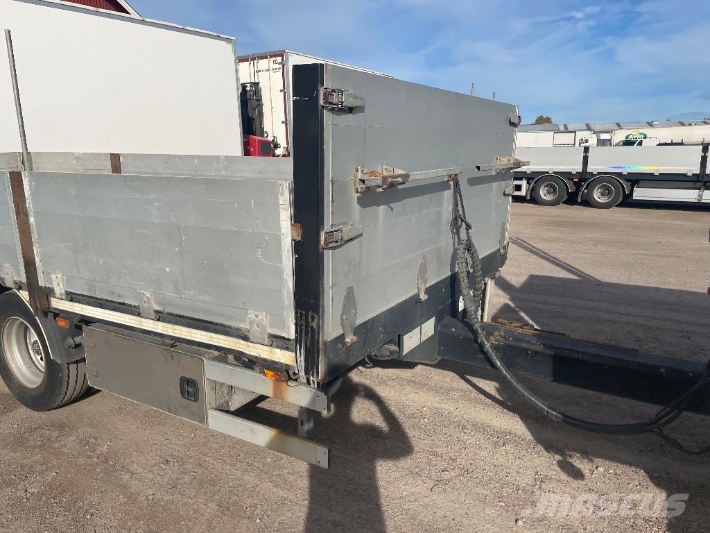 MAN TGX 33.560 6x4 BLS Camioane platforma/prelata