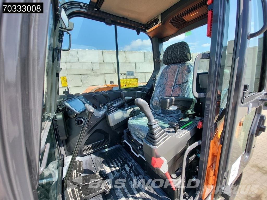 Develon DX85 R-7 A/C - PIN ON / 3 BUCKETS Mini excavators < 7t (Mini diggers)