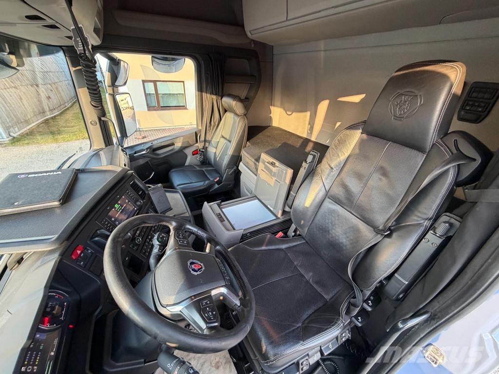 Scania R500 6x2 HYDRAULICS Sadulveokid