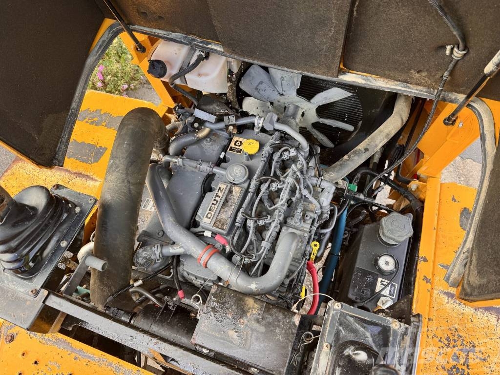 Thwaites 6T Swivel Site dumpers