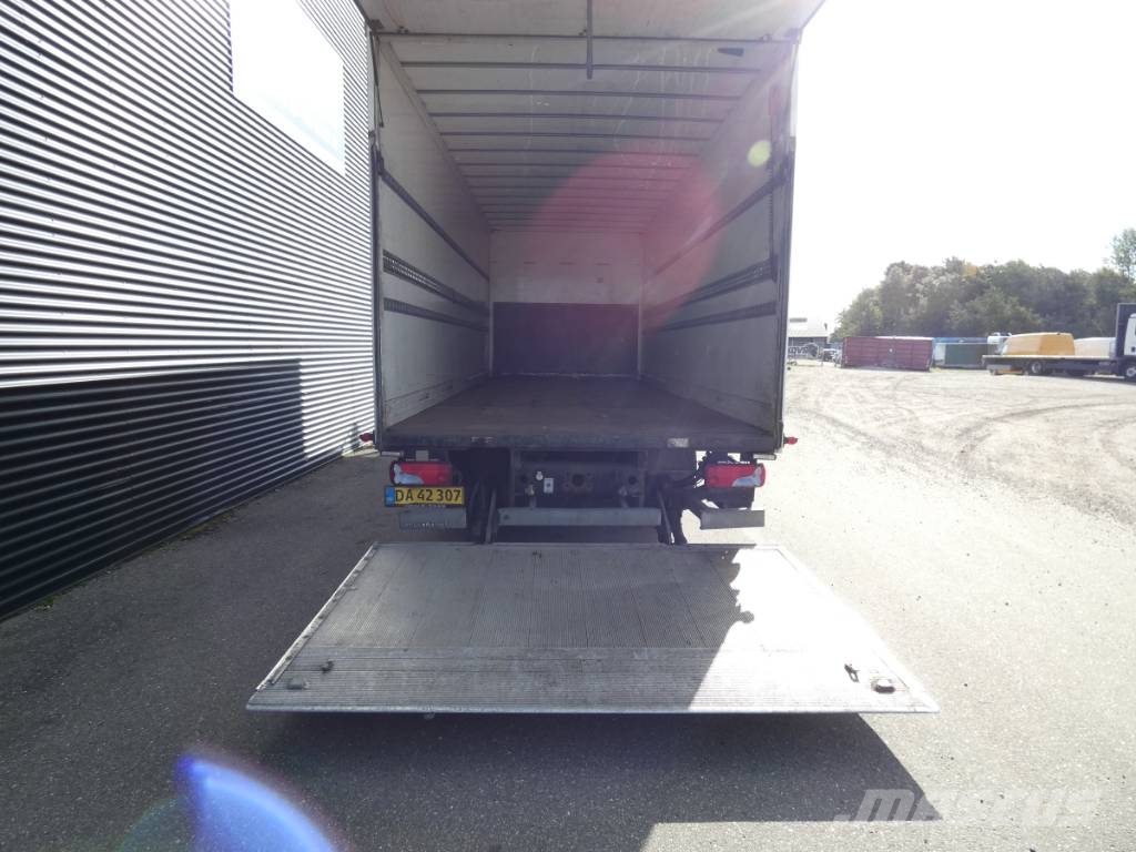 MAN TGL 12.250 Camion Fourgon