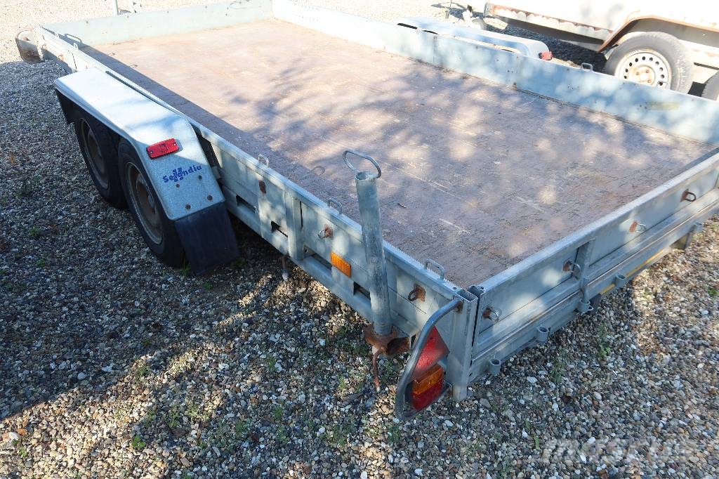 NIEWIADOW SELANDIA Anhænger med lad/Flatbed