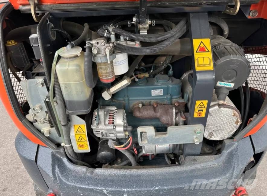 Kubota KX 019-4 Minikaivukoneet < 7t