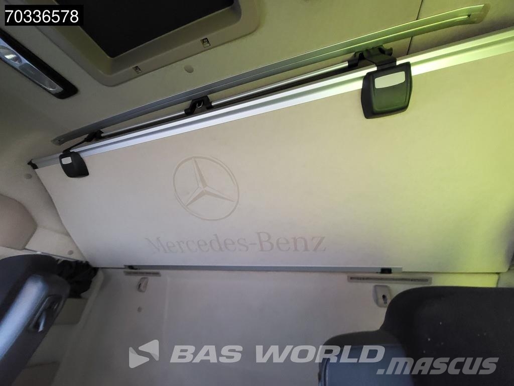 Mercedes-Benz Actros 1851 4X2 BigSpace Mega APK 06-2027 2x Tanks Vlačilci