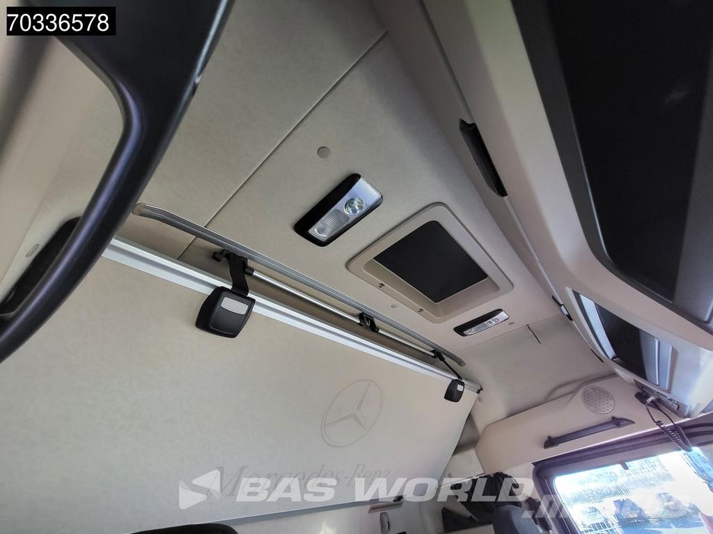 Mercedes-Benz Actros 1851 4X2 BigSpace Mega APK 06-2027 2x Tanks Vlačilci