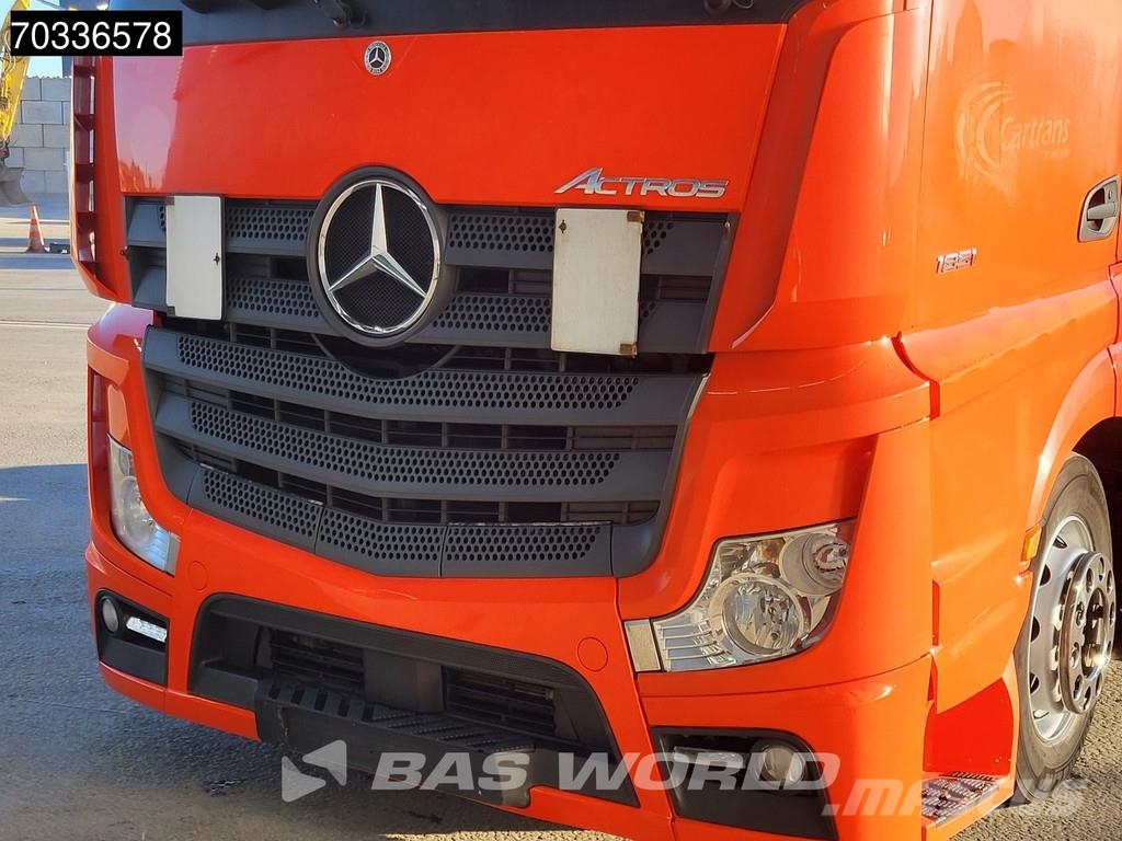 Mercedes-Benz Actros 1851 4X2 BigSpace Mega APK 06-2027 2x Tanks Vlačilci