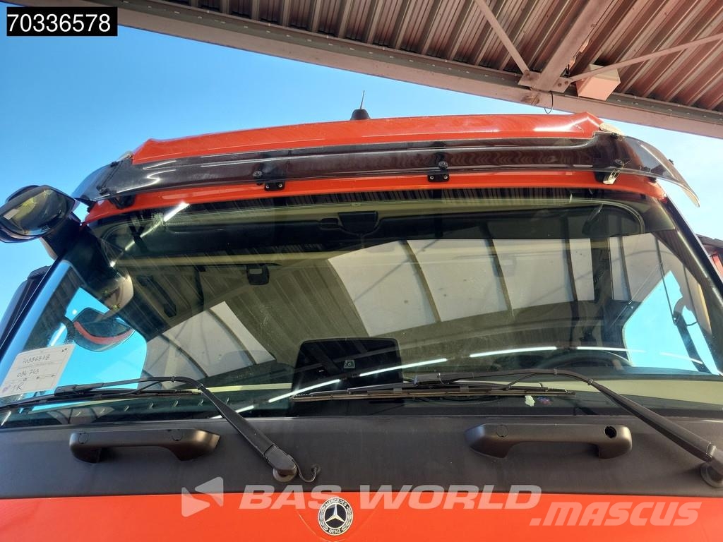 Mercedes-Benz Actros 1851 4X2 BigSpace Mega APK 06-2027 2x Tanks Vlačilci