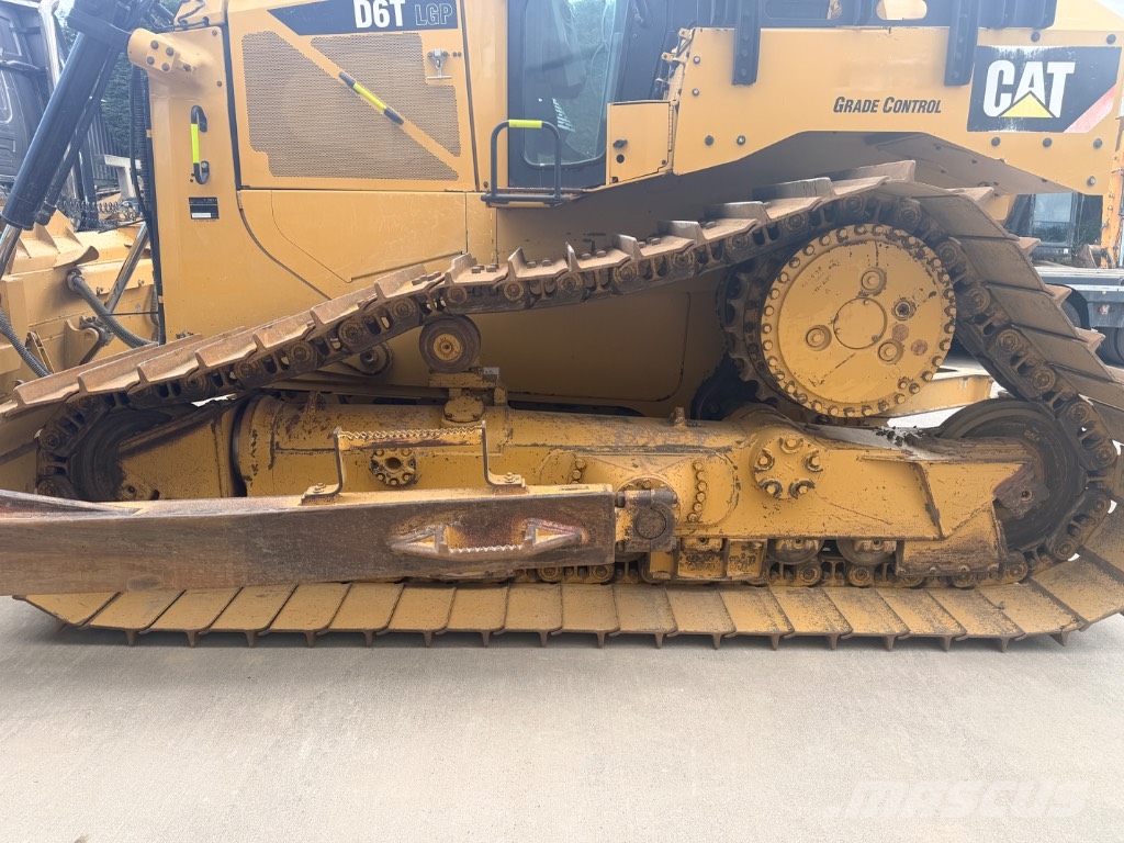 CAT D 6 T LGP Bulldozer