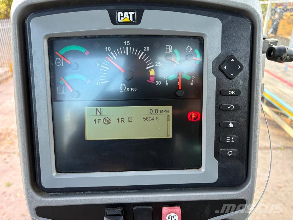 CAT 140 Veihøvler