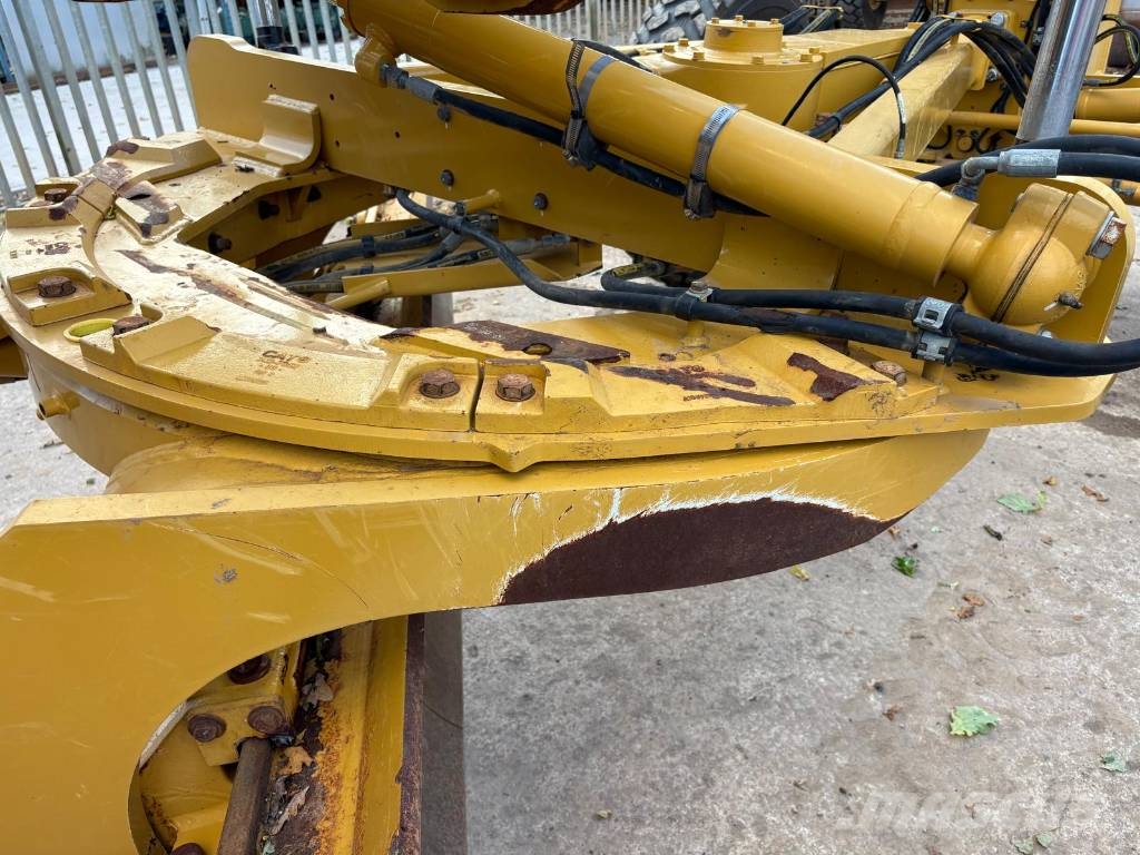 CAT 140 Veihøvler