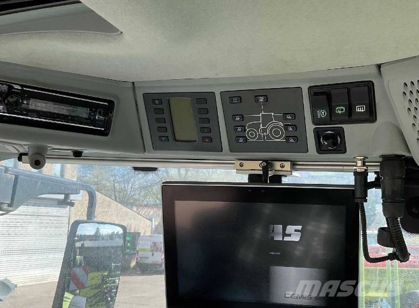 CLAAS Axion 930 Tractoren