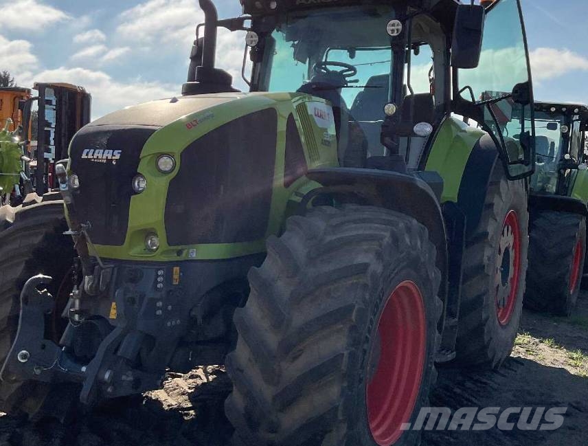CLAAS Axion 930 Tractoren