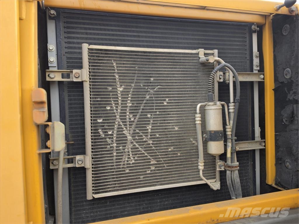 Volvo EC210CL Верижен екскаватор