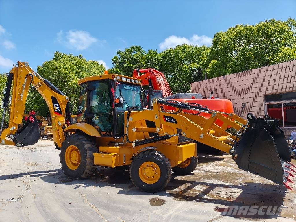 CAT 420F Tractopelle