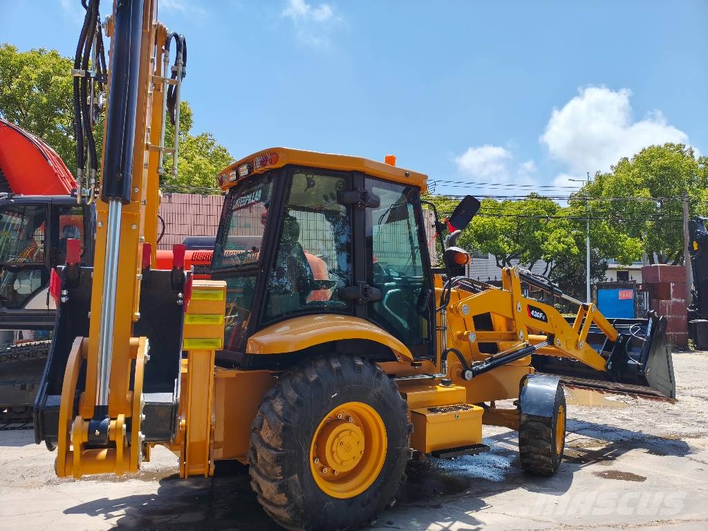 CAT 420F Tractopelle