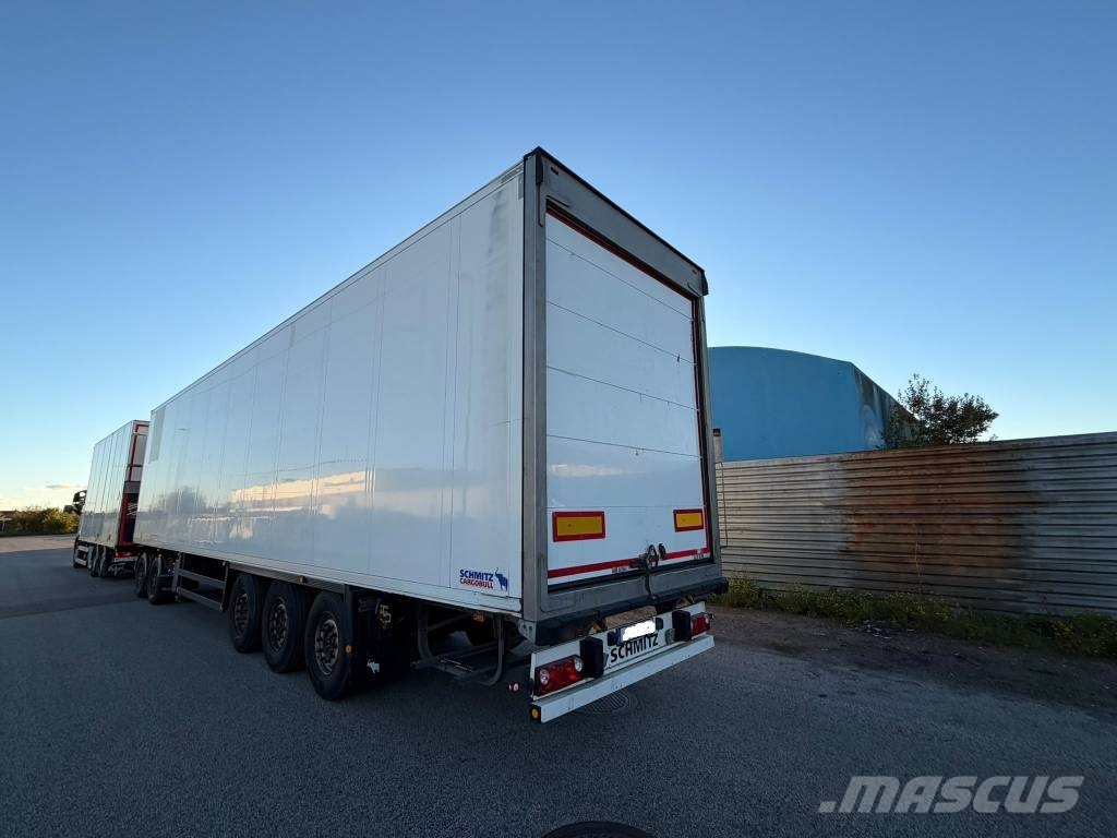 Schmitz CARGOBULL Seria nr 3694 Frysetrailer Semi