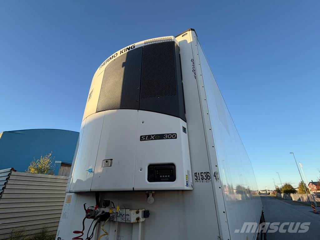 Schmitz CARGOBULL Seria nr 3694 Frysetrailer Semi